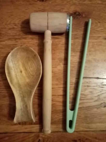 Photo of free Christmas themed cups and more (Victoria SW1) #4