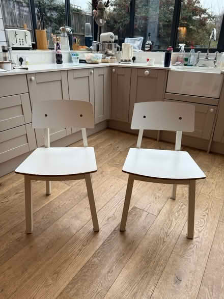 Photo of free White dining chairs x 2 (Chesham HP5) #1
