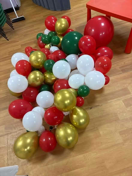 Photo of free Christmas balloons to go (Ha51hf) #1