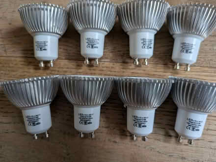 Photo of free 8 x GU10 LED Bulbs (SW19) #3