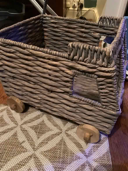 Photo of free Cat basket (Charlton) #1