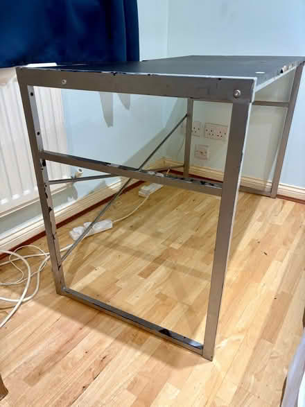 Photo of free Desk/table (Teams NE11) #2