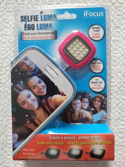 Photo of free selfie light (Warden , Kingston rd area) #1