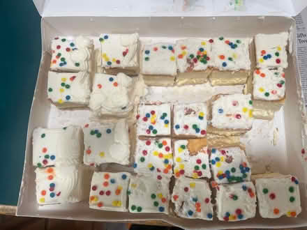 Photo of free White cake with custard filling (Lake City/Meadowbrook) #1