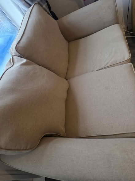 Photo of free Sofa (DE22) #3