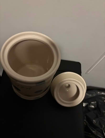 Photo of free Tea, Coffee, Sugar Jars (Bacton IP14) #3