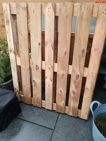 Photo of free Pallet (Prestonpans EH32) #1