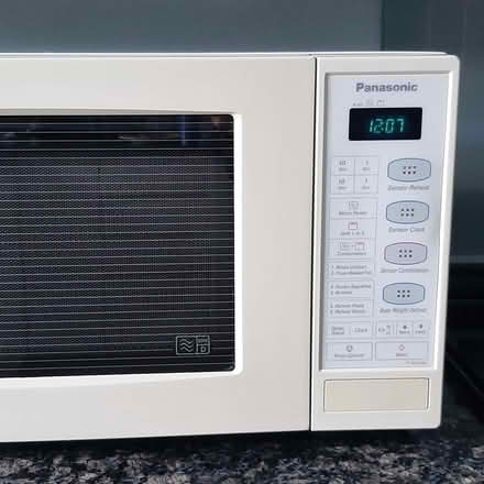 Photo of free Microwave (Fleetville AL1) #2