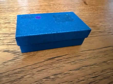 Photo of free Dubai paperweight (Five Mile Drive OX2) #3