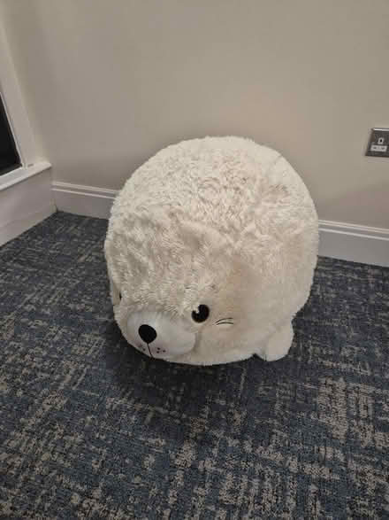 Photo of free White big soft toy like ball (W1h 1ju) #1