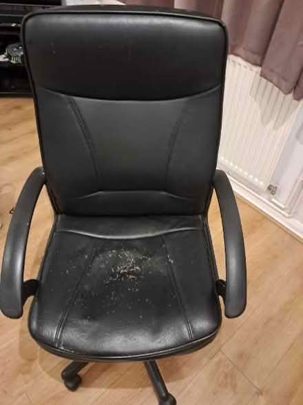 Photo of free office chair (Hinckley LE10) #1