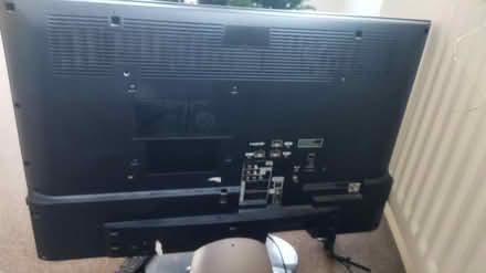 Photo of free Tv Panasonic 43 (BS39) #2