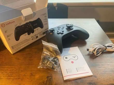 Photo of free Gamesir and Switch controller (Bracknell RG12) #2