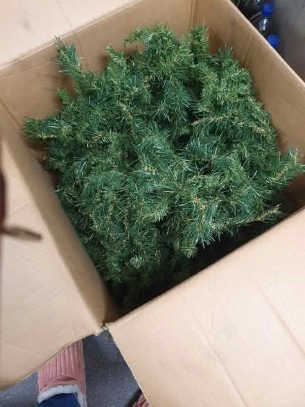 Photo of free christmas garlands (Yeading UB5) #1