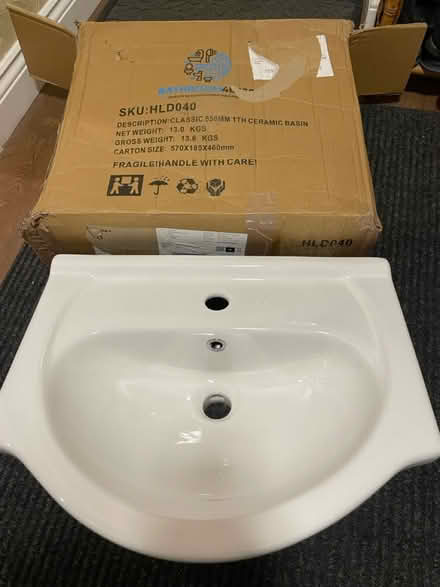 Photo of free Brand new bathroom sink (LU2) #1