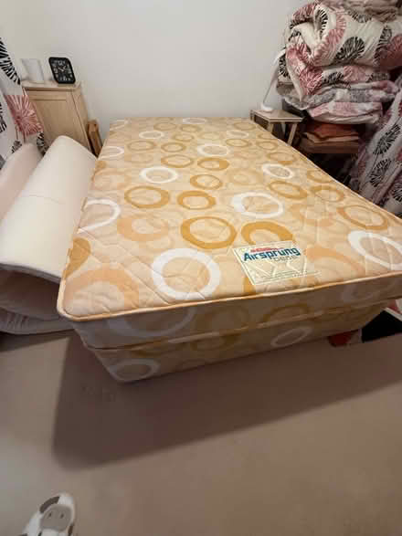 Photo of free Single bed with drawers and mattress (Gedling NG4) #1