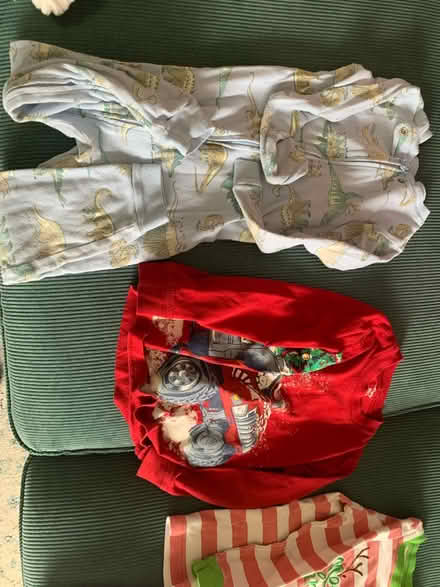 Photo of free Size 3/4 kids clothes (St. Clair & Victoria Park) #2