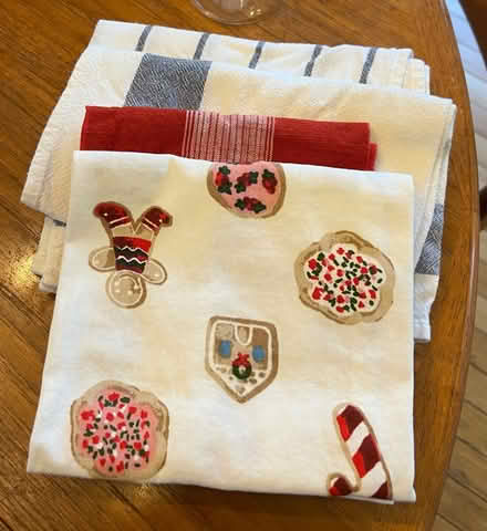 Photo of free Kitchen Towels (Columbia) #1