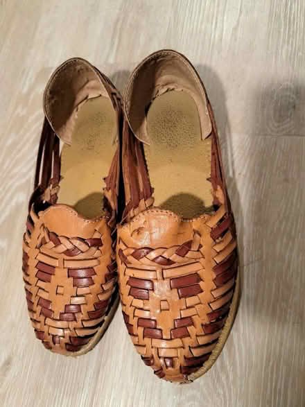 Photo of free Traditional Mexican shoes size 8 (Close to Cumberland School) #1