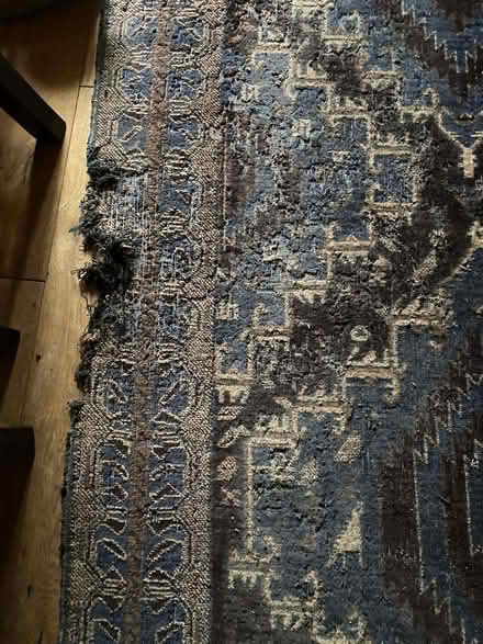 Photo of free Vintage rug (Stroud GL5) #3