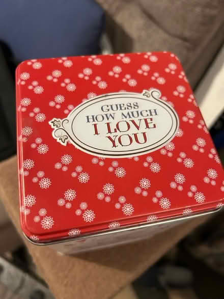 Photo of free Empty tin (Jennetts park RG12) #2