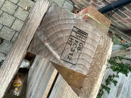 Photo of free Wooden Pallet (Hamsey Green CR2) #3