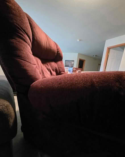 Photo of free Rocker recliner (Tigard) #4