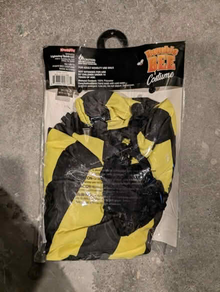 Photo of free Bee costume - adult (Downtown Oak Park) #2