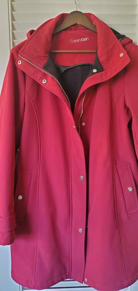 Photo of free Women's lined rain coat (Springfield - Scenic Hills) #1