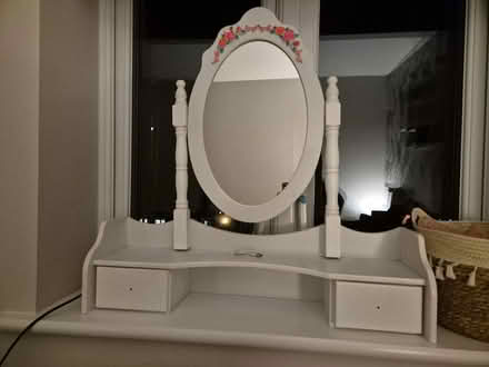Photo of free Mirror (Worcester WR2) #1