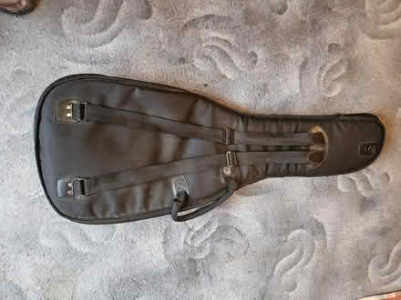Photo of free Padded guitar case with back straps (Plumstead SE18) #2