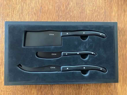 Photo of free Cheese board and knives (South Evanston) #1