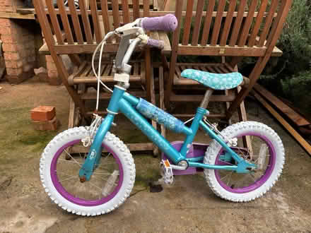 Photo of free Kids Frozen Bike (Turnpike Lane, N22) #1