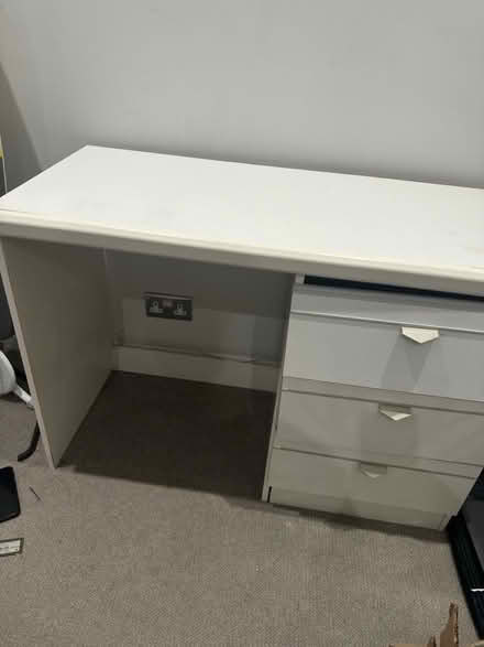 Photo of free Dressing table (Chiswick W4) #2