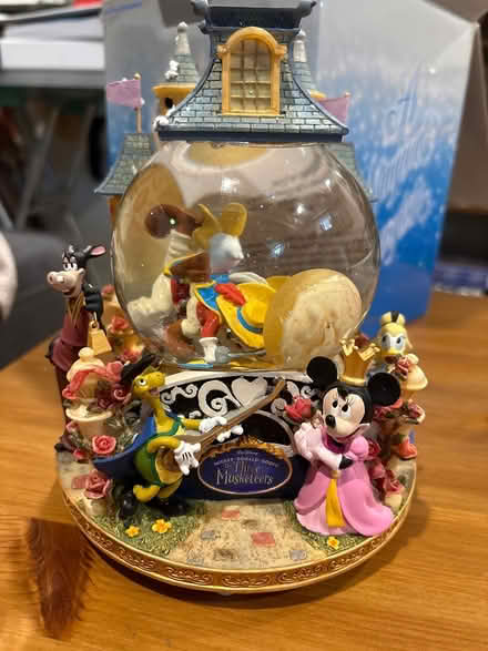 Photo of free 3 Musketeers Disney snowglobe (Streetsville) #2
