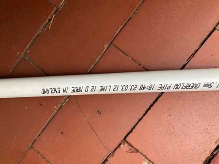 Photo of free Piece of white plastic poly pipe with elbows (Bilton CV22) #2