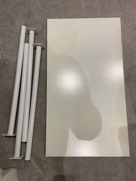 Photo of free Table/desk - 90 x 50cm, height 72cm (Earlswood) #2