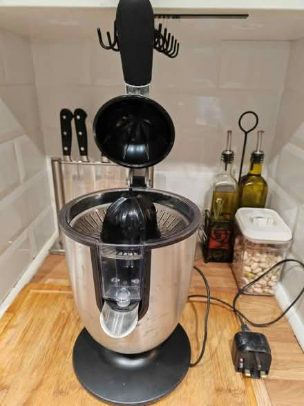Photo of free Electric juicer (Dorking) #3