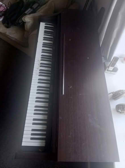 Photo of free Electric piano (Urmston M41) #2