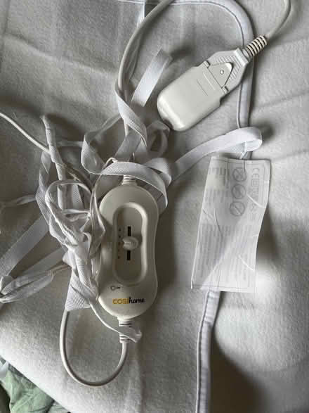 Photo of free Working electric blanket (Maryland/Stratford E15) #2