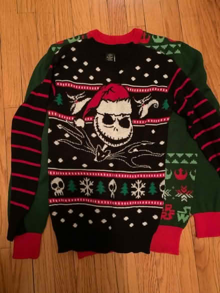 Photo of free Christmas sweaters (Rogers park) #2