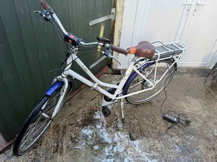 Photo of free Ladies Pendleton electric cycle (Portsmouth PO2) #1