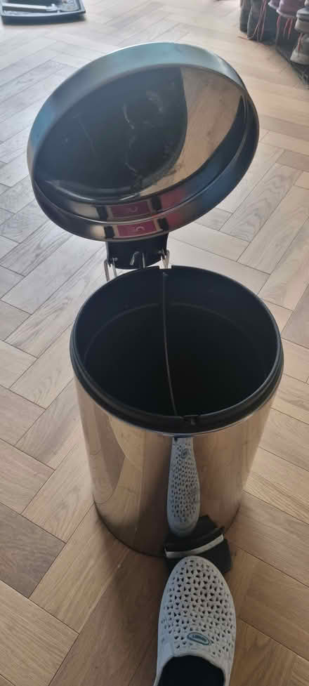 Photo of free Metal Brabantia bin (Putney SW15) #1