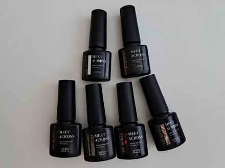 Photo of free Meet across gel nail polish (Close to Cumberland School) #1