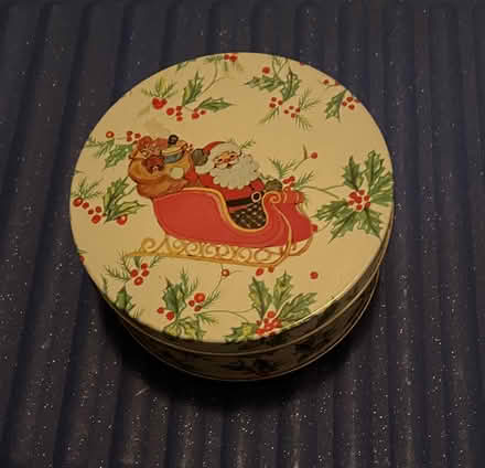 Photo of free Metal Santa candle (Alta vista / riverside) #1