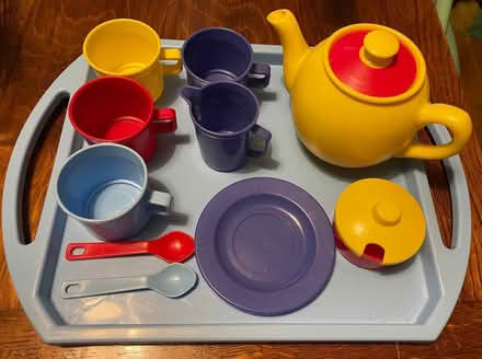 Photo of free Child’s play teaset with tray (Higham Hill E17) #1
