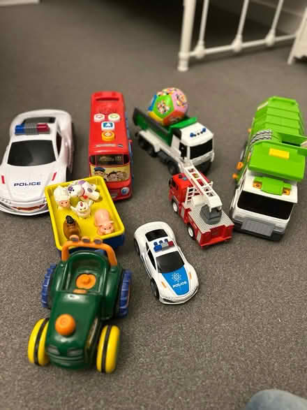 Photo of free Variety of toy cars (Colindale NW9) #1