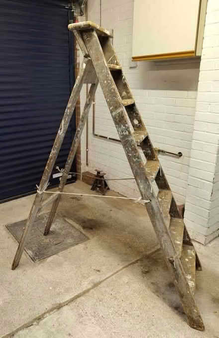Photo of free Wooden stepladder (Woosehill RG41) #2