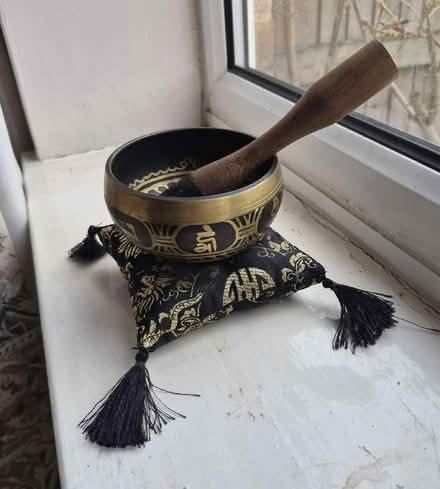 Photo of free Meditation bowl + fragrances (Manor Farm KT14) #1
