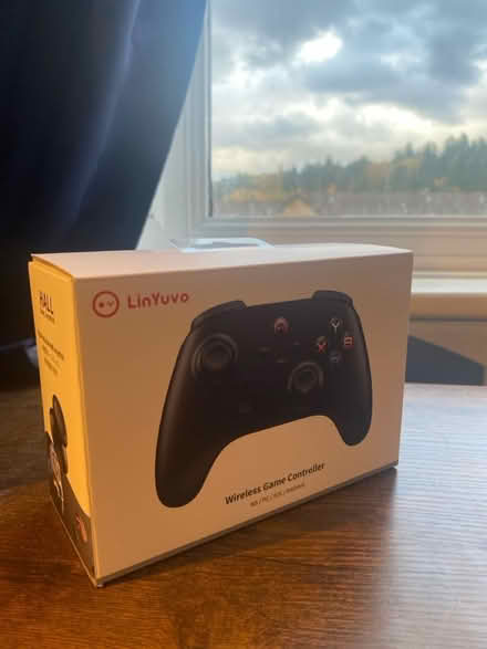 Photo of free Gamesir and Switch controller (Bracknell RG12) #1